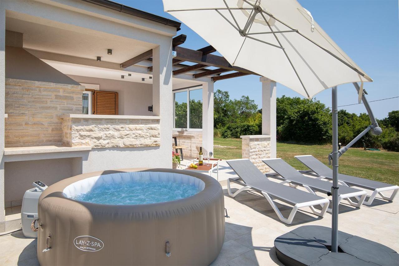 Villa Irena Medulin Exterior foto
