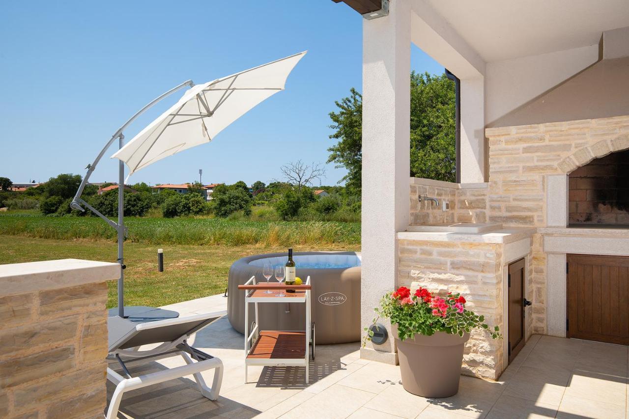 Villa Irena Medulin Exterior foto